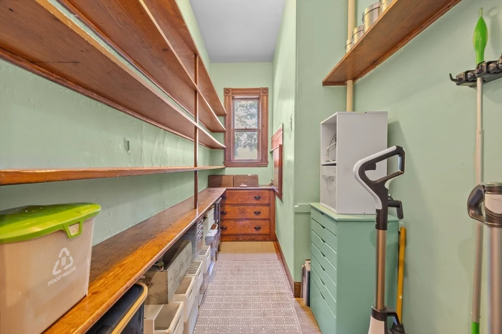 3 bed, 1 bath apartment for rent at 20 Mellen St Unit 1, Dorchester — photo 21 of 26