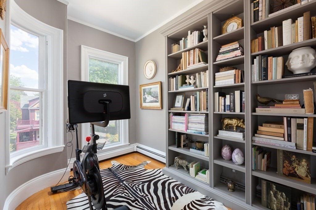 3 bed, 1 bath apartment for rent at 20 Mellen St Unit 3, Dorchester — photo 5 of 15