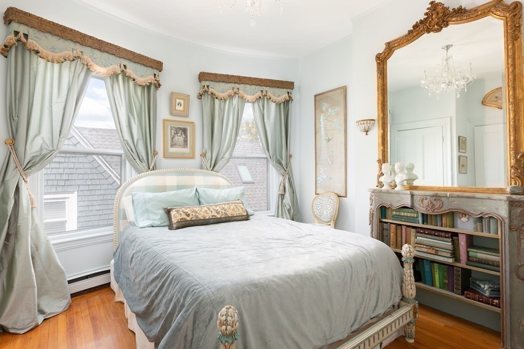 3 bed, 1 bath apartment for rent at 20 Mellen St Unit 3, Dorchester — photo 12 of 15