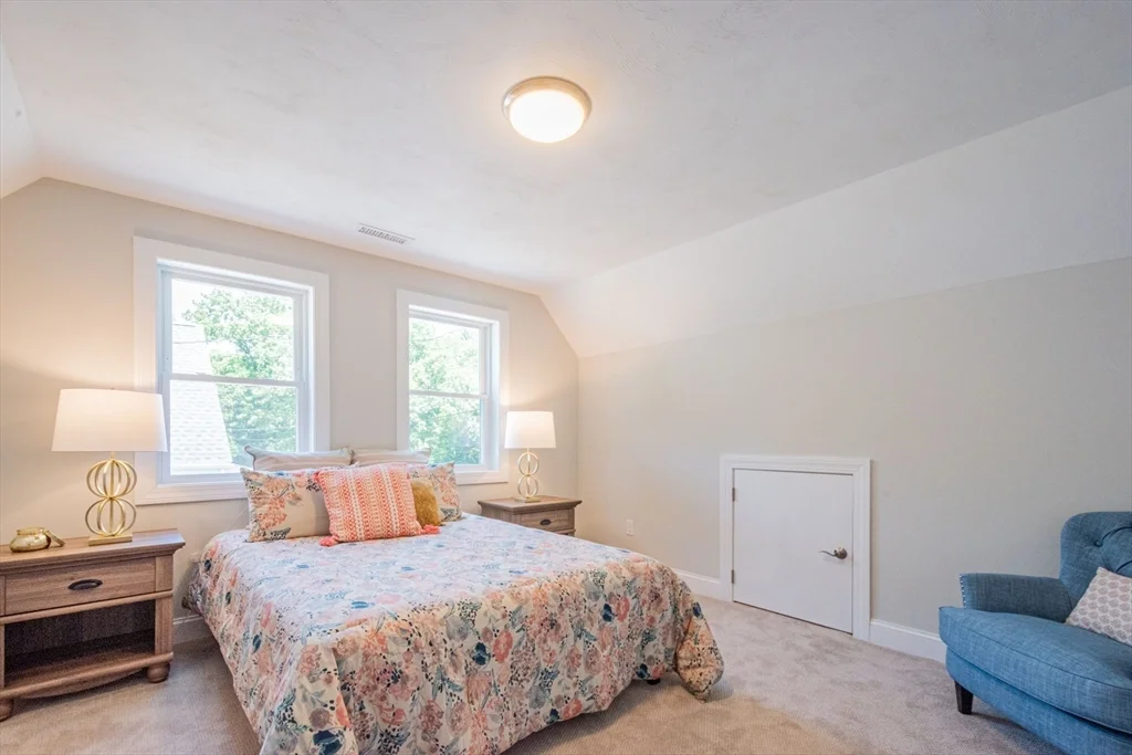 3 bed, 2 bath apartment for rent at 20 Mickelson Ln Unit 17, Bedford — photo 18 of 29