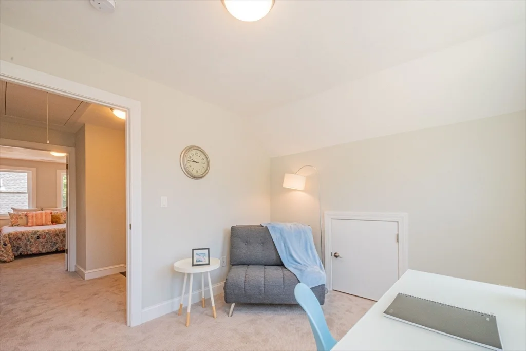 3 bed, 2 bath apartment for rent at 20 Mickelson Ln Unit 17, Bedford — photo 25 of 29