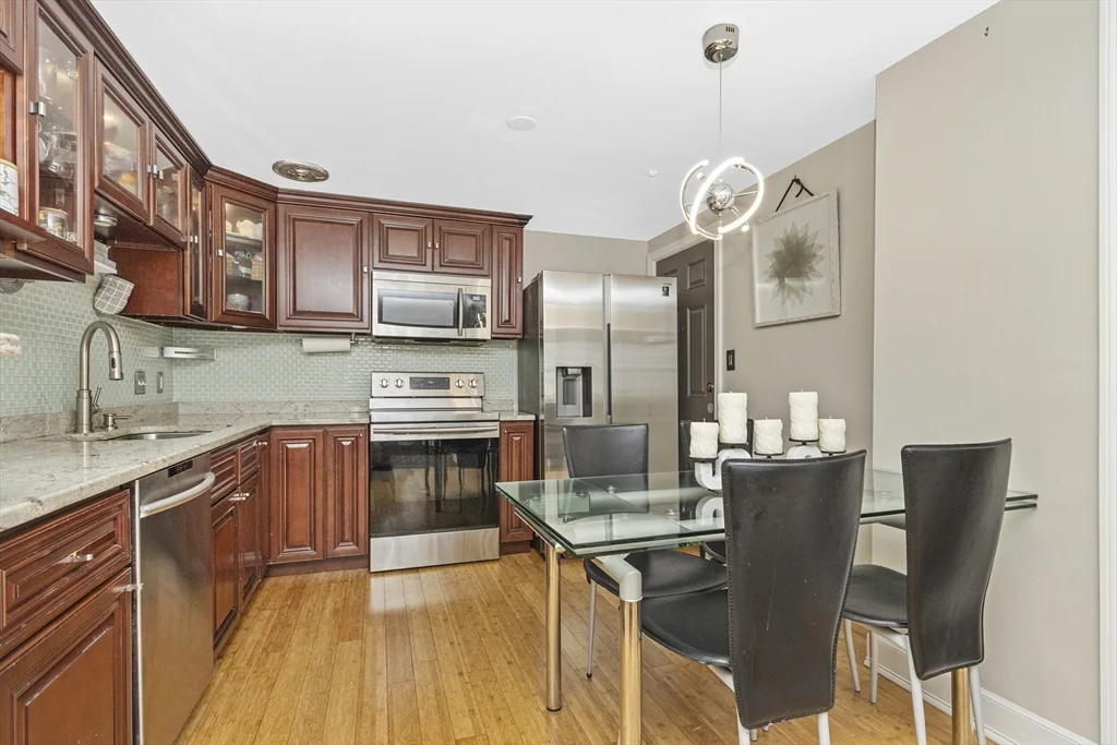 2 bed, 1 bath apartment for rent at 20 Miller St Unit 11, Quincy — photo 5 of 16
