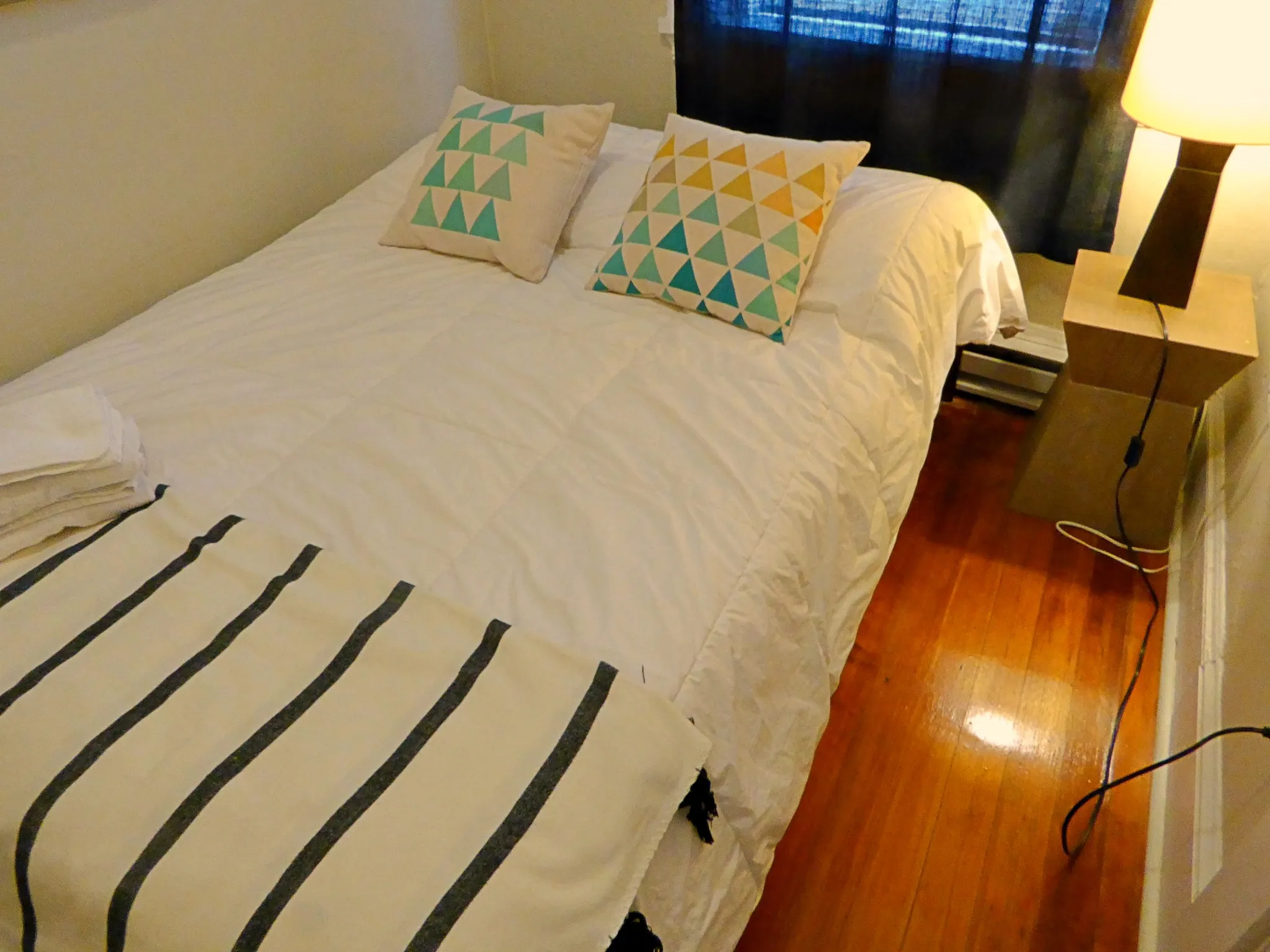 2 bed, 1 bath apartment for rent at 20 Moon St Unit 2, North End — photo 4 of 17