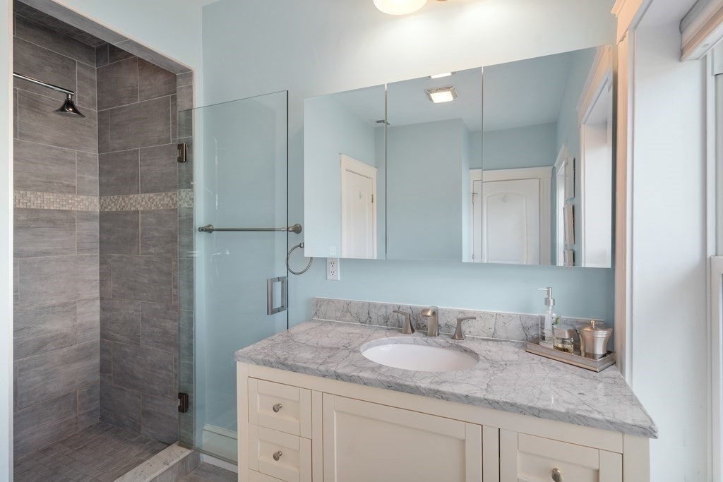 3 bed, 2 bath apartment for rent at 20 Moraine St Unit 5, Waverley — photo 12 of 18
