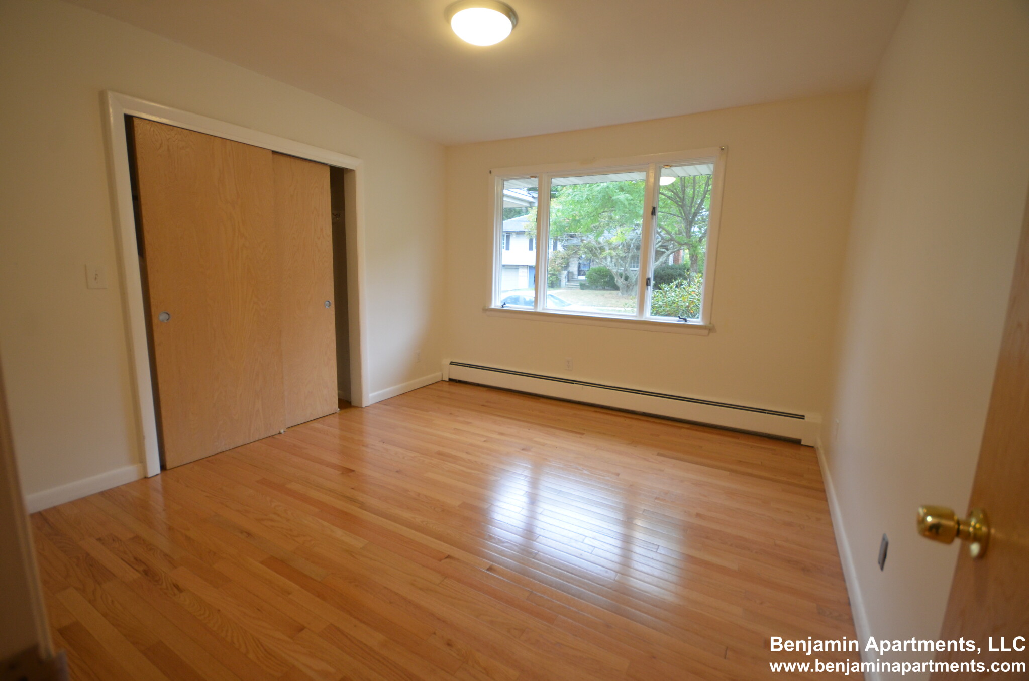 5 bed, 3.5 bath apartment for rent at 20 Mossdale Rd Unit 1, Jamaica Plain — photo 21 of 42