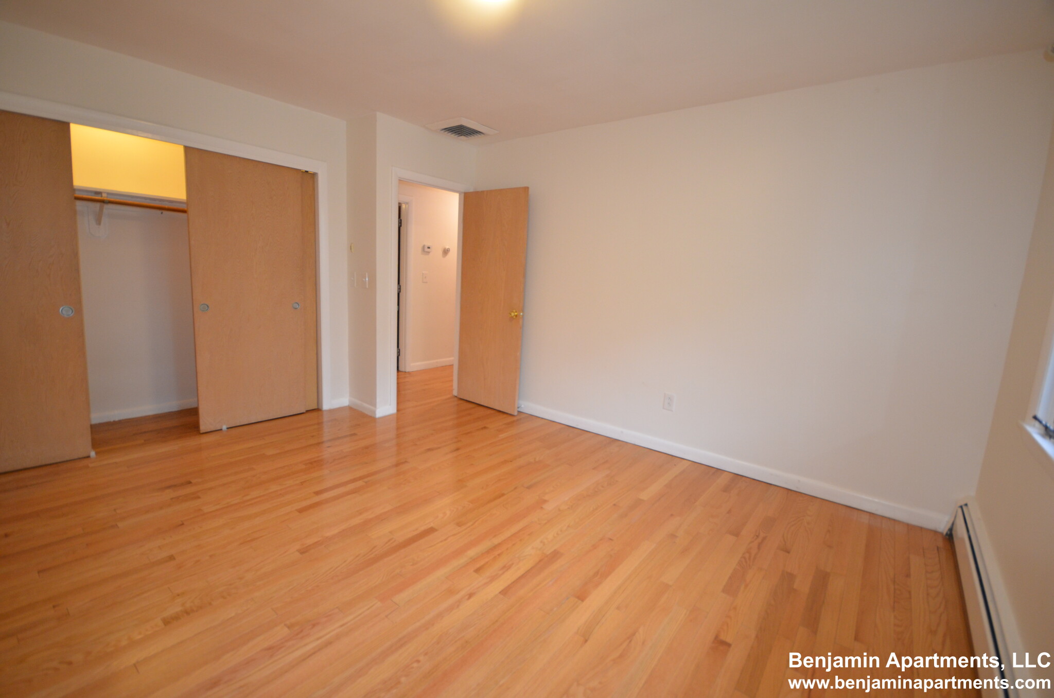 5 bed, 3.5 bath apartment for rent at 20 Mossdale Rd Unit 1, Jamaica Plain — photo 25 of 42