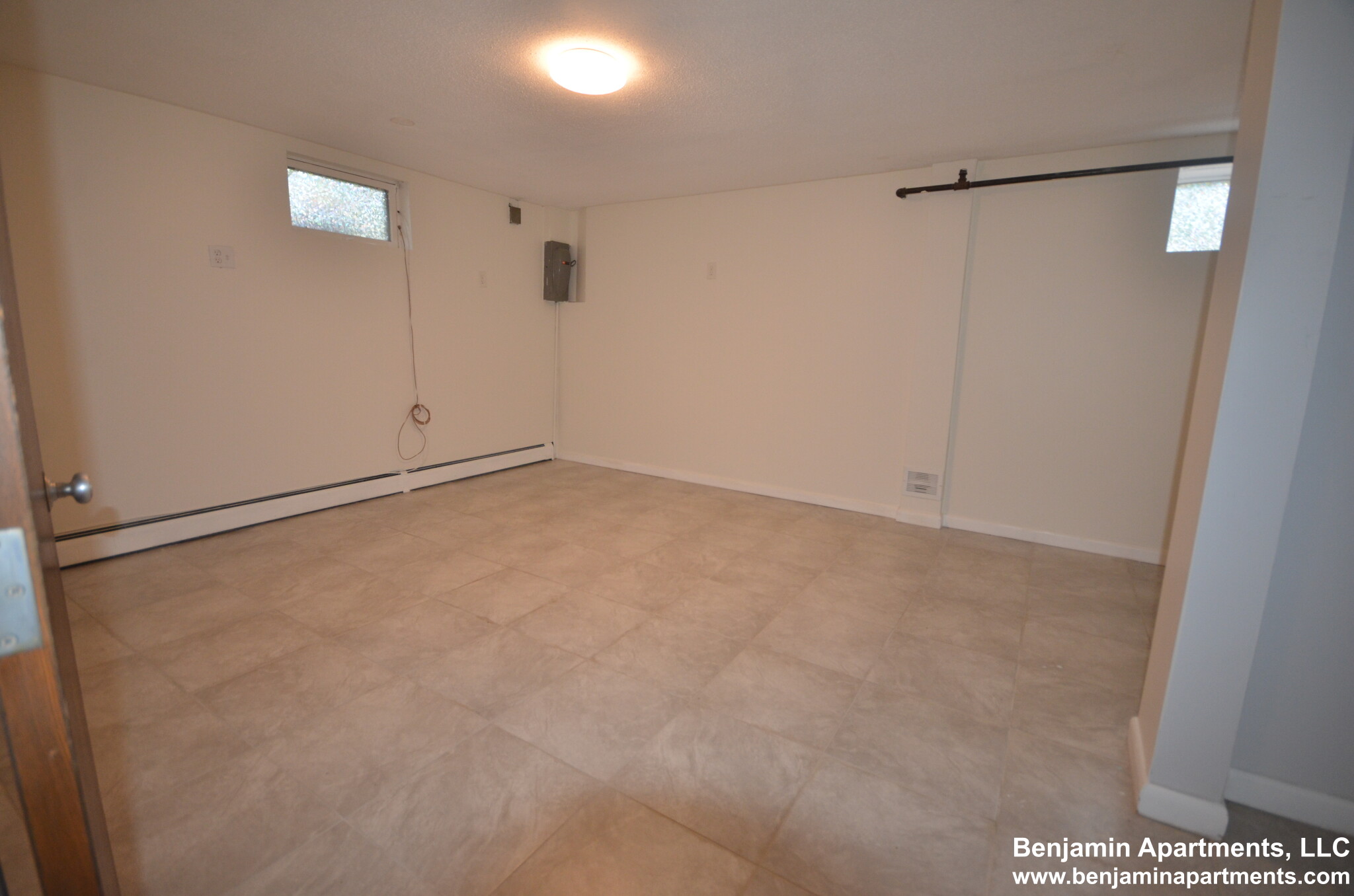 5 bed, 3.5 bath apartment for rent at 20 Mossdale Rd Unit 1, Jamaica Plain — photo 39 of 42