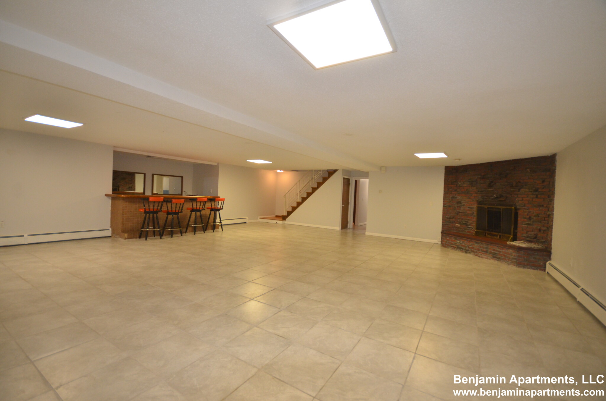 5 bed, 3.5 bath apartment for rent at 20 Mossdale Rd Unit 1, Jamaica Plain — photo 35 of 42