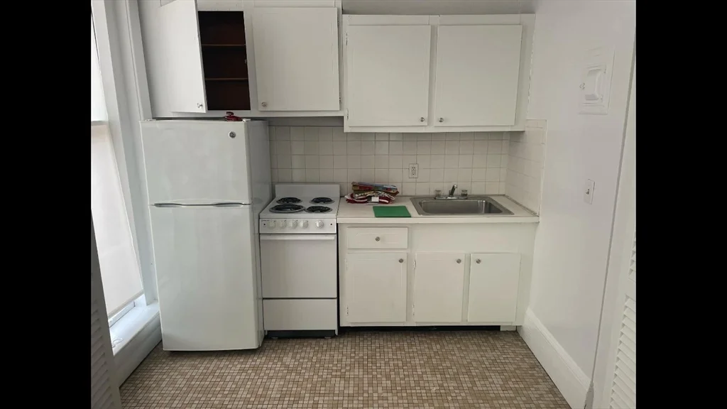 Studio bed, 1 bath apartment for rent at 20 Mount Vernon St Unit 102, Beacon Hill