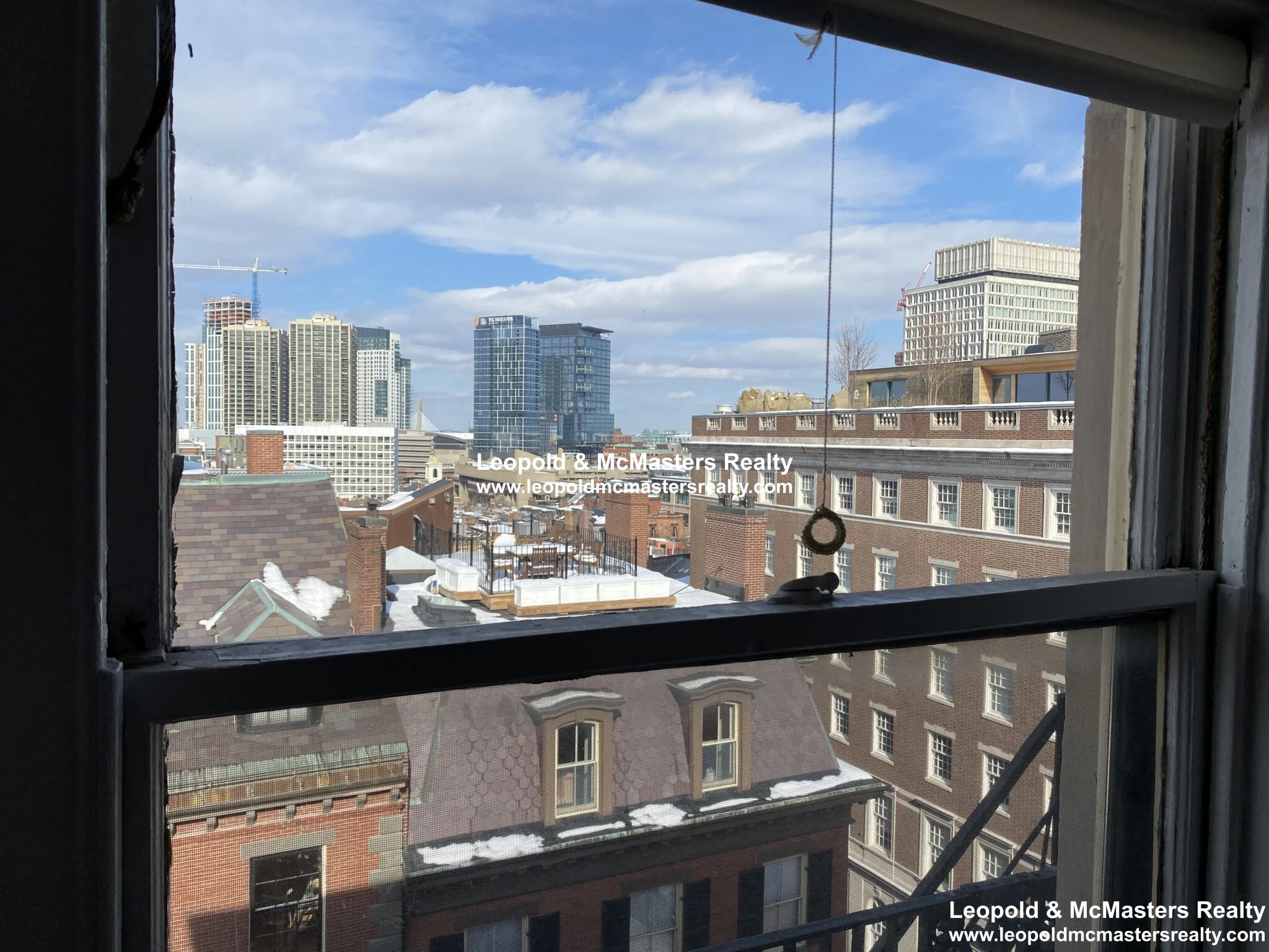 Studio bed, 1 bath apartment for rent at 20 Mount Vernon St Unit 601, Beacon Hill — photo 7 of 9