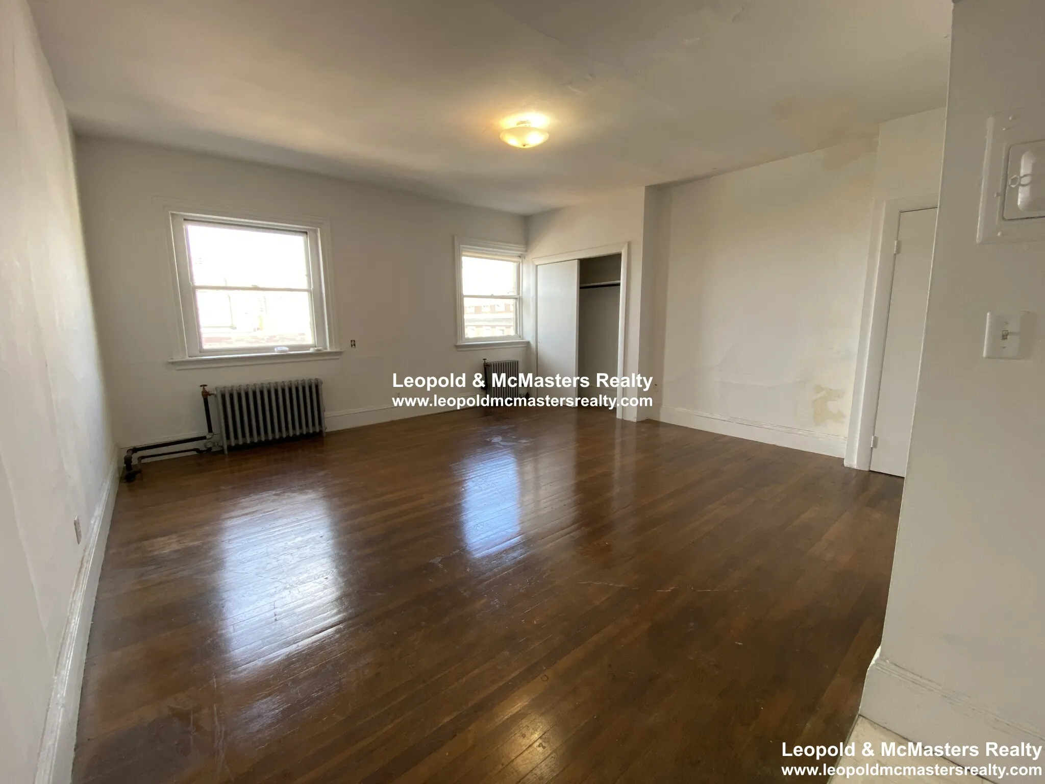 Studio bed, 1 bath apartment for rent at 20 Mount Vernon St Unit 601, Beacon Hill — photo 5 of 9