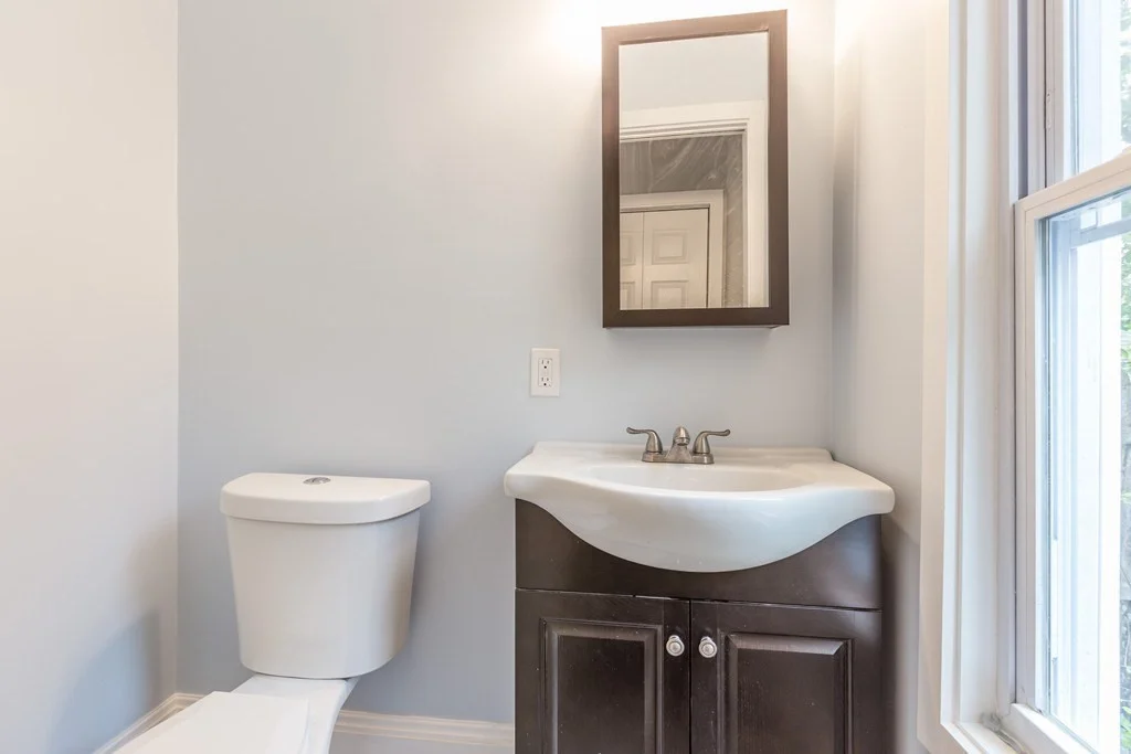 3 bed, 1 bath apartment for rent at 20 Newbury St, Teele Square — photo 10 of 14