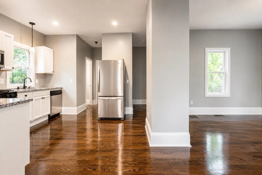 3 bed, 1 bath apartment for rent at 20 Newbury St, Teele Square — photo 4 of 14