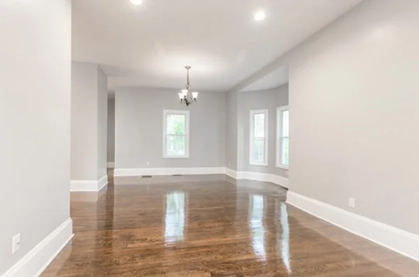 3 bed, 1 bath apartment for rent at 20 Newbury St Unit 20, Davis Square — photo 4 of 18