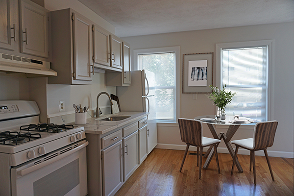 1 bed, 1 bath apartment for rent at 20 Norumbega Ter Unit 20-01, South Side