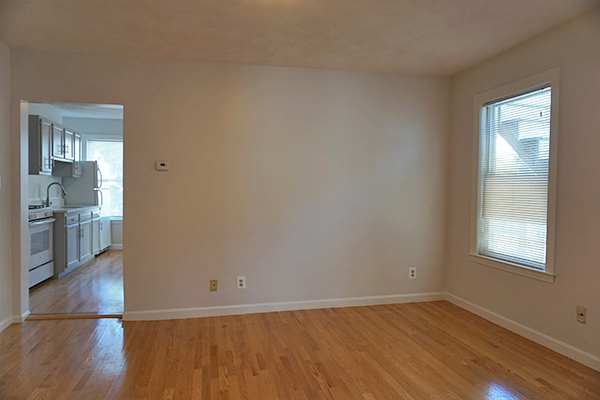 1 bed, 1 bath apartment for rent at 20 Norumbega Ter Unit 20-01, South Side — photo 4 of 7