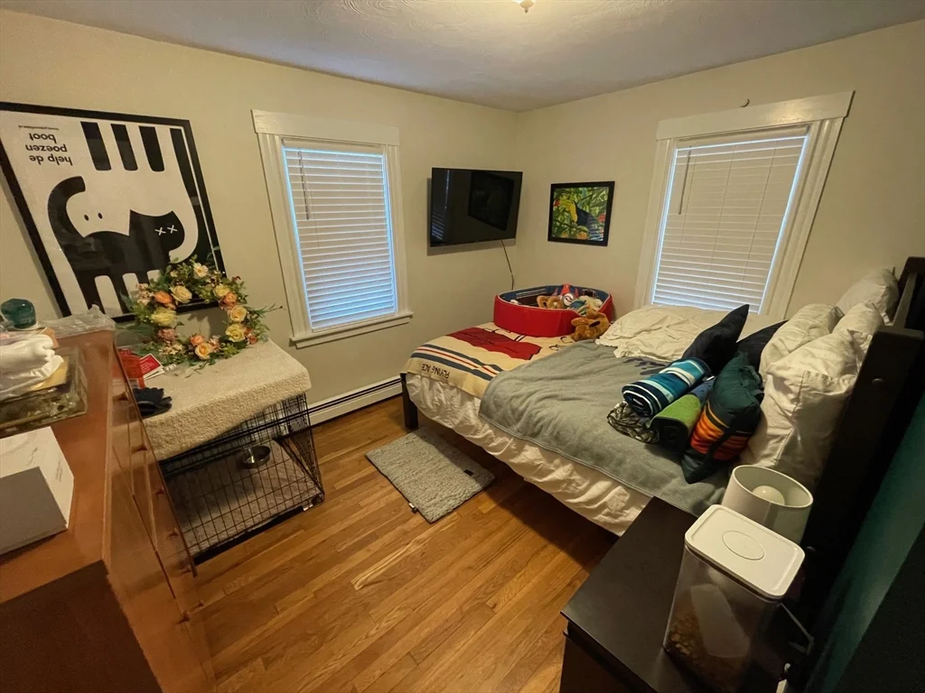 3 bed, 2 bath apartment for rent at 20 Oak Rd, Medford — photo 12 of 28