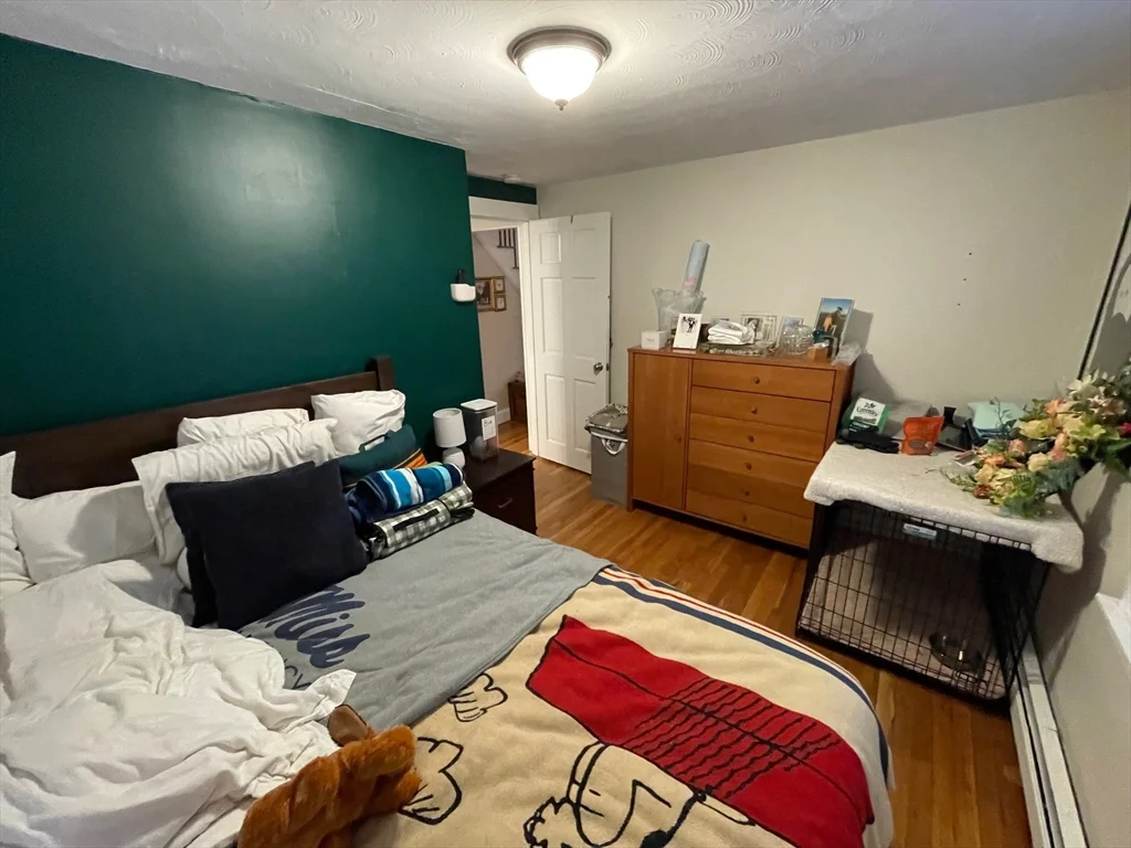 3 bed, 2 bath apartment for rent at 20 Oak Rd, Medford — photo 13 of 28