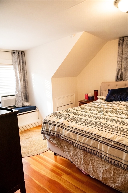 3 bed, 2 bath apartment for rent at 20 Oak Rd Unit 0, Medford — photo 16 of 32