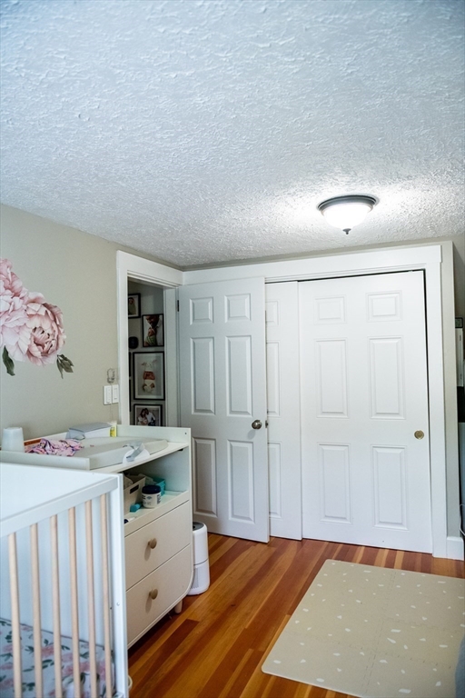 3 bed, 2 bath apartment for rent at 20 Oak Rd Unit 0, Medford — photo 11 of 32