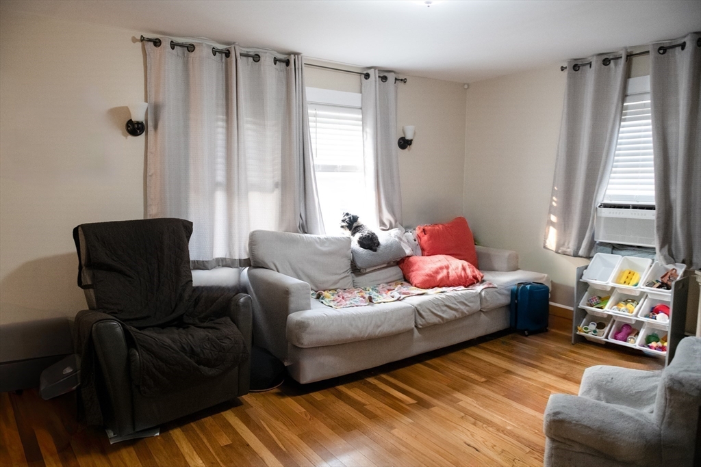 3 bed, 2 bath apartment for rent at 20 Oak Rd Unit 0, Medford — photo 9 of 32