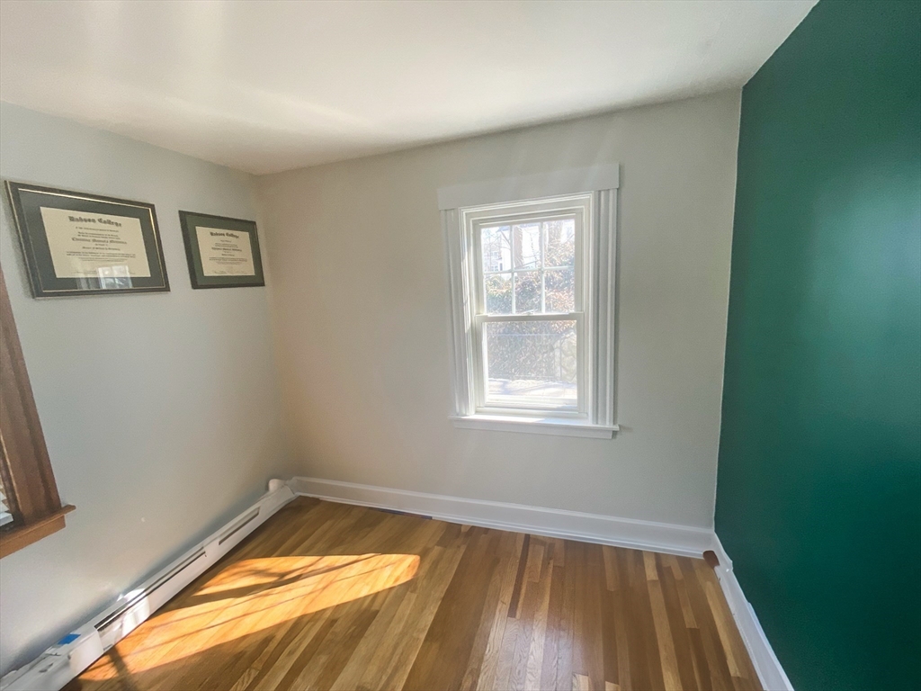 3 bed, 2 bath apartment for rent at 20 Oak Rd Unit 0, Medford — photo 25 of 32