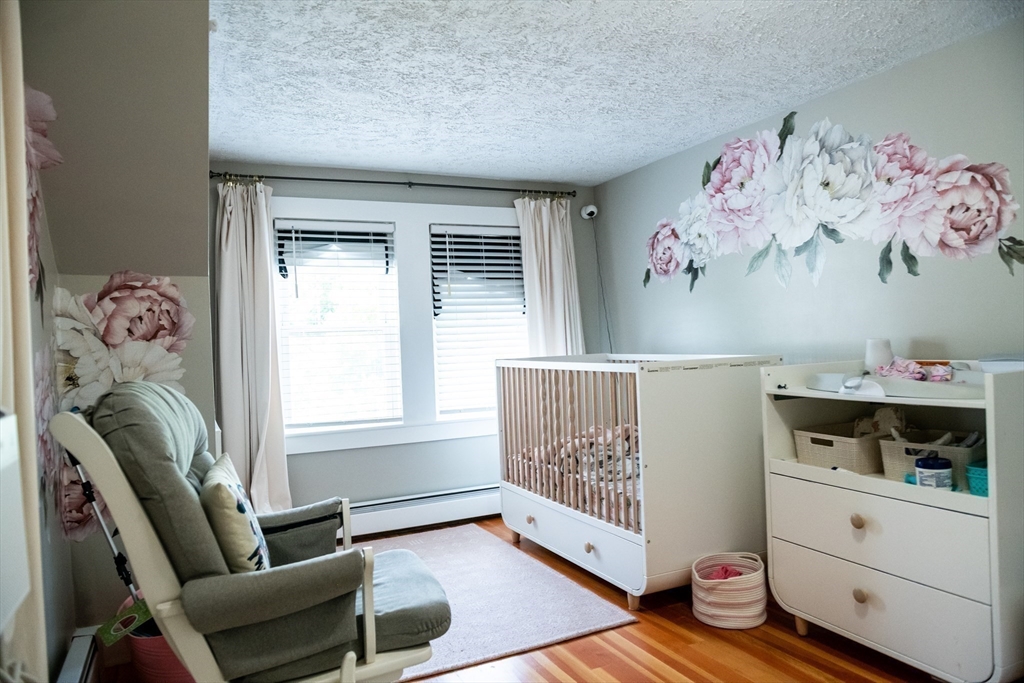 3 bed, 2 bath apartment for rent at 20 Oak Rd Unit 0, Medford — photo 13 of 32