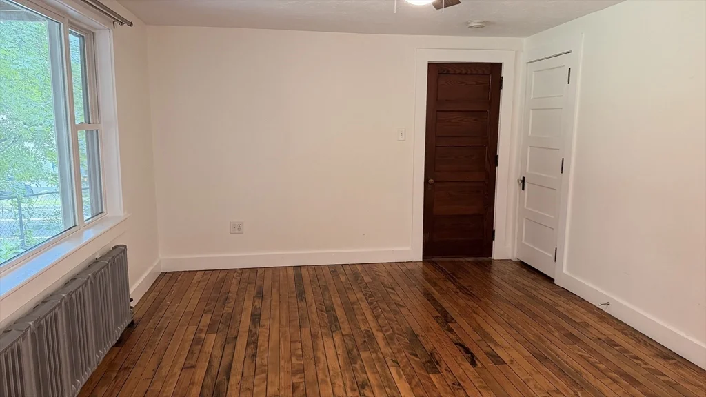 3 bed, 1 bath apartment for rent at 20 Old Providence Unit 1, Sutton — photo 13 of 22
