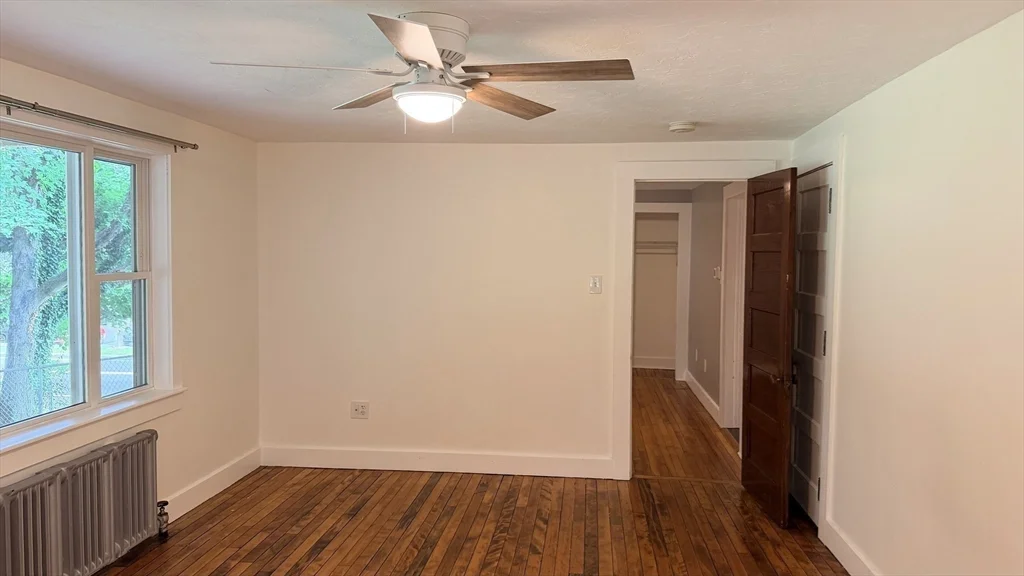 3 bed, 1 bath apartment for rent at 20 Old Providence Unit 1, Sutton — photo 11 of 22