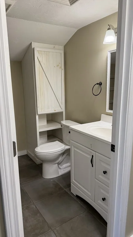 2 bed, 1 bath apartment for rent at 20 Old Providence Unit 2, Sutton — photo 17 of 17