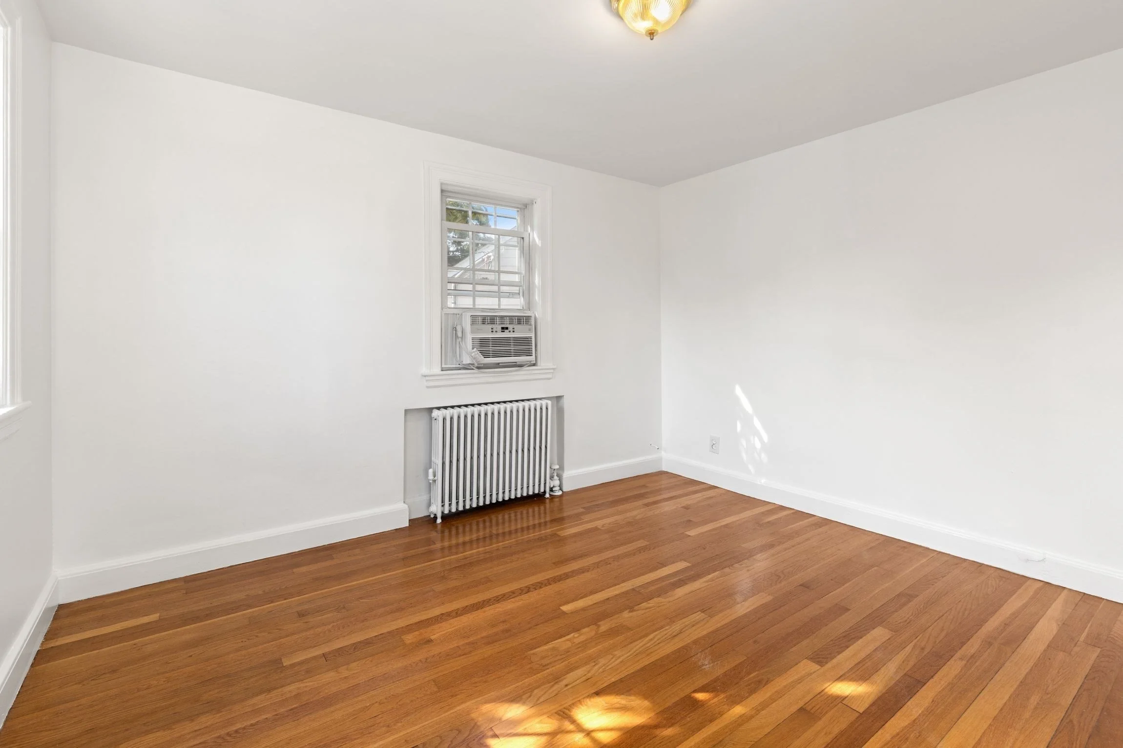 2 bed, 1 bath apartment for rent at 20 Orlando Ave, Arlington — photo 26 of 29