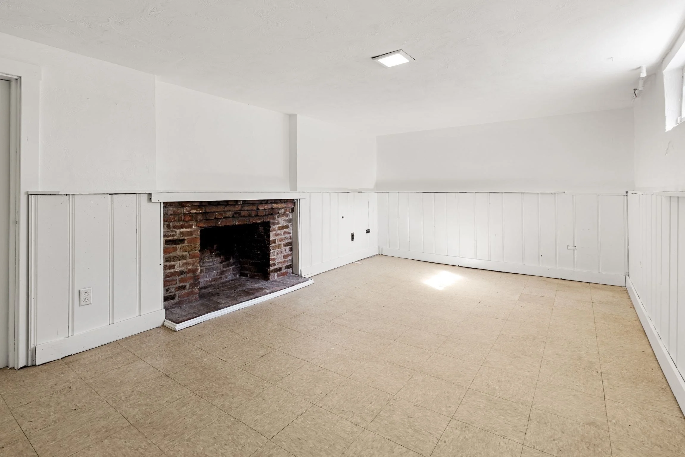 2 bed, 1 bath apartment for rent at 20 Orlando Ave, Arlington — photo 27 of 29
