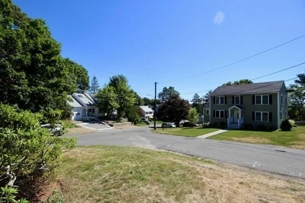 2 bed, 1 bath apartment for rent at 20 Orlando Ave, Arlington — photo 4 of 22