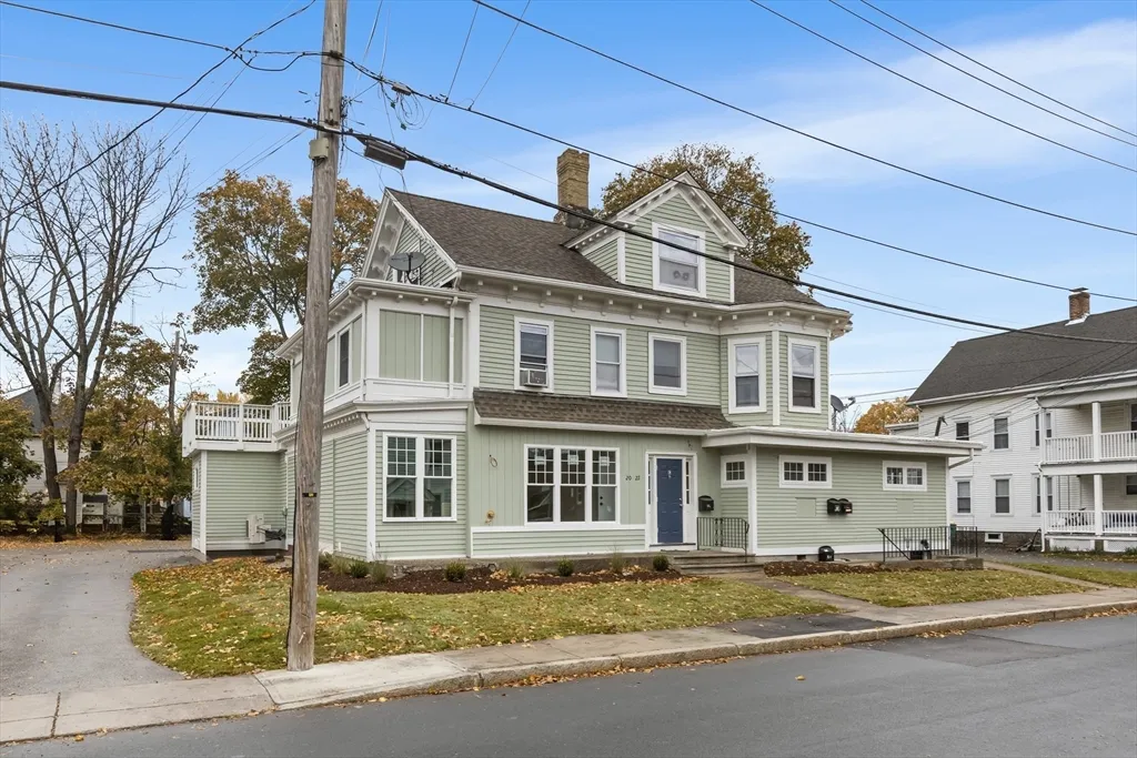 2 bed, 1 bath apartment for rent at 20 Orne St Unit B, North Attleboro — photo 2 of 16