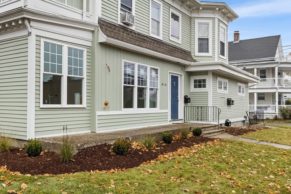 2 bed, 1 bath apartment for rent at 20 Orne St Unit B, North Attleboro — photo 3 of 16