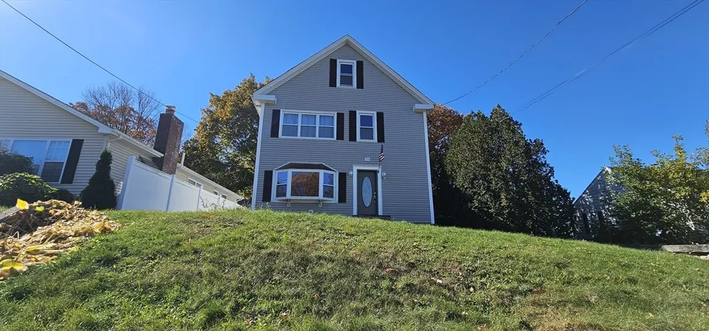 3 bed, 1 bath apartment for rent at 20 Park Ave Unit 1, Webster — photo 17 of 20