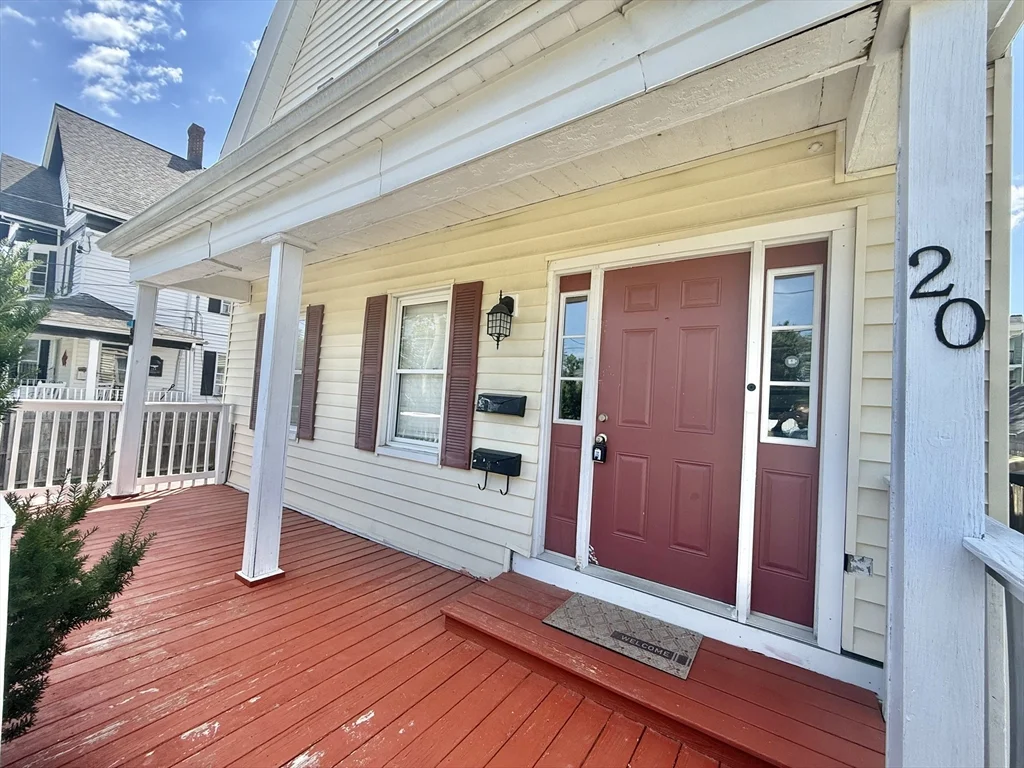 3 bed, 1 bath apartment for rent at 20 Park Rd Unit 2, Brockton — photo 4 of 26