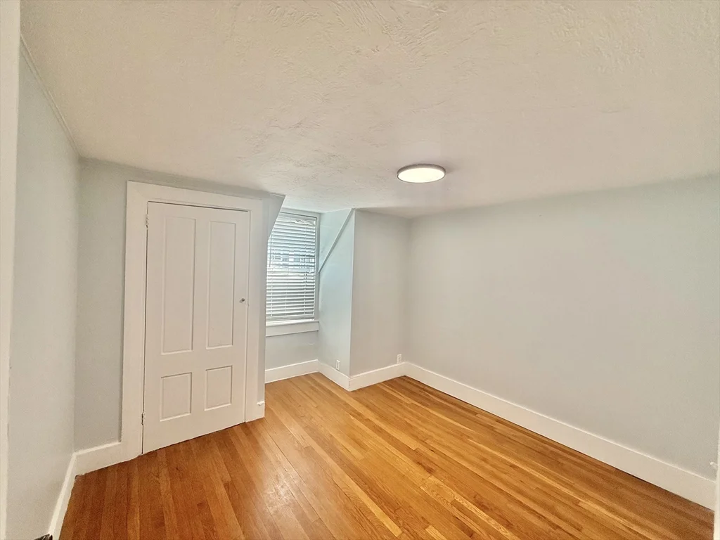 3 bed, 1 bath apartment for rent at 20 Park Rd Unit 2, Brockton — photo 11 of 26