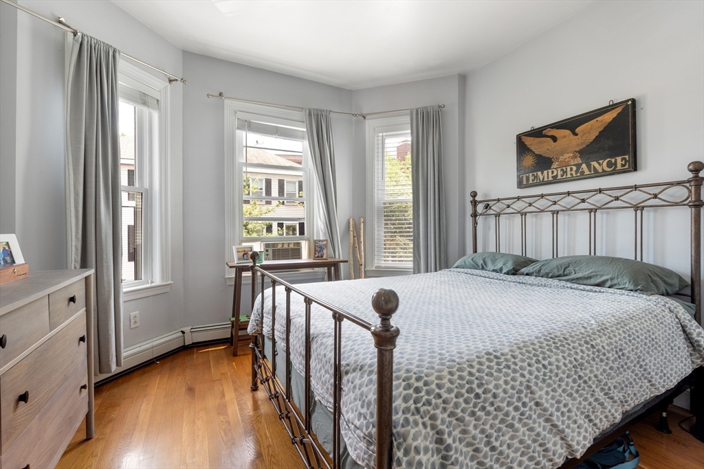 2 bed, 1 bath apartment for rent at 20 Park St Unit 2, Charlestown — photo 4 of 8