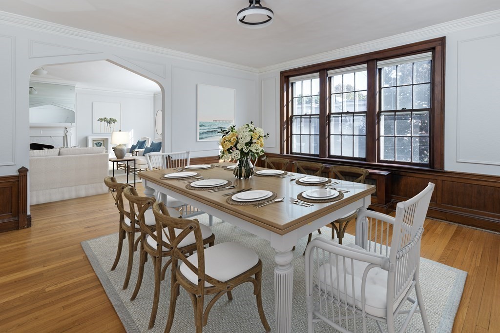 4 bed, 3 bath apartment for rent at 20 Park St Unit 3, Coolidge Corner — photo 2 of 19