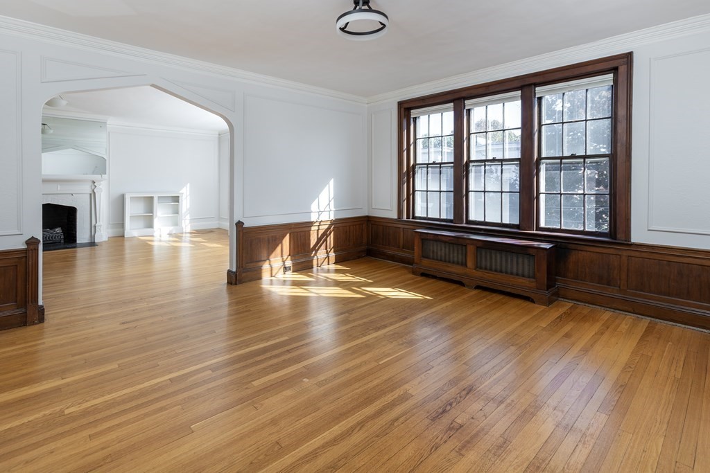 4 bed, 3 bath apartment for rent at 20 Park St Unit 3, Coolidge Corner — photo 15 of 19