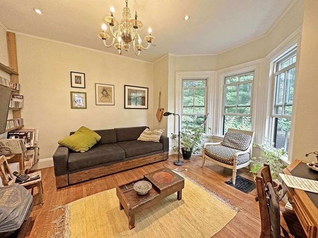 4 bed, 2 bath apartment for rent at 20 Parsons St, West Newton — photo 2 of 21
