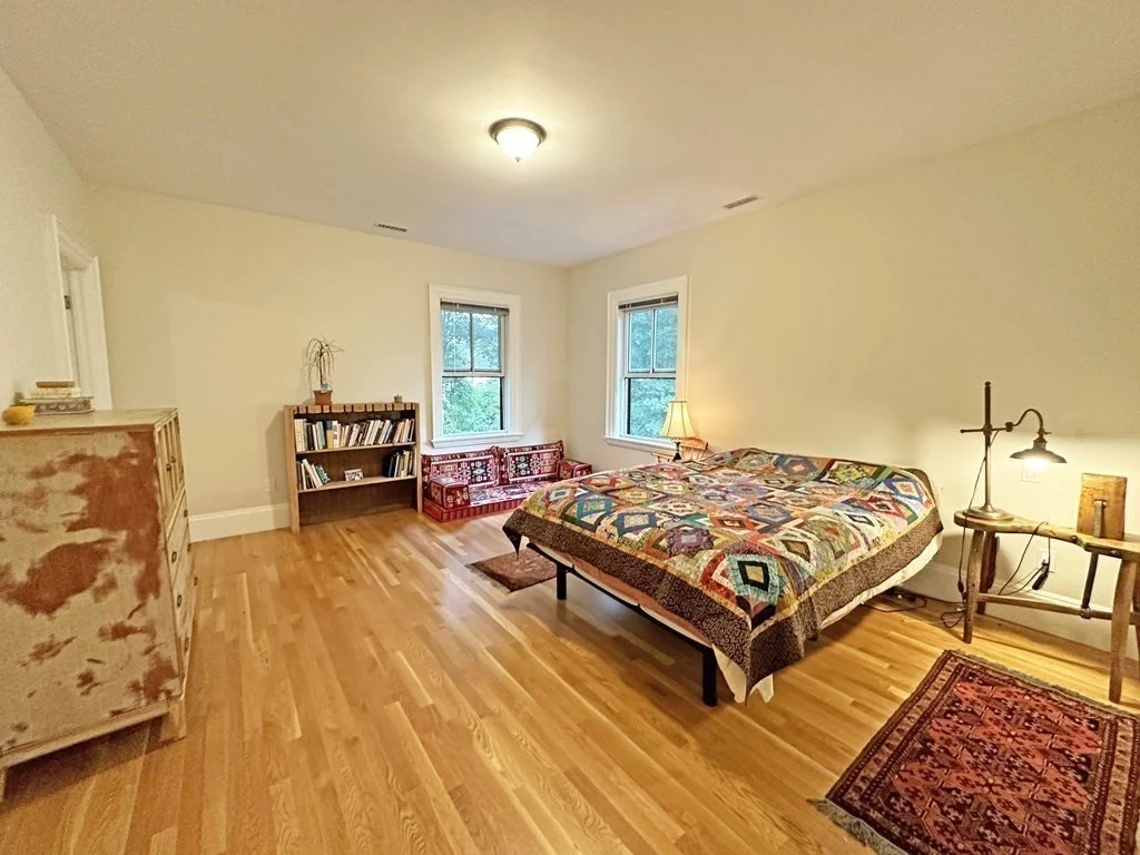 4 bed, 2 bath apartment for rent at 20 Parsons St, West Newton — photo 5 of 21