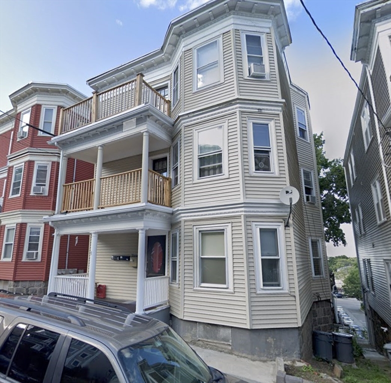 3 bed, 1 bath apartment for rent at 20 Peverell Unit 2, Dorchester — photo 1 of 17