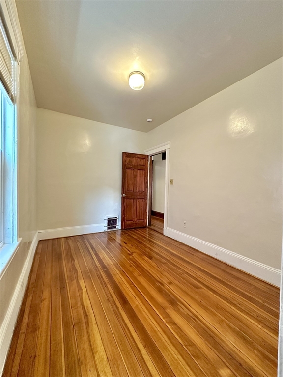 3 bed, 1 bath apartment for rent at 20 Peverell Unit 2, Dorchester — photo 12 of 17