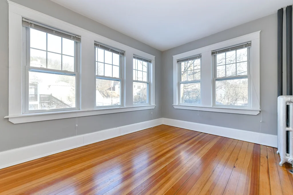 2 bed, 1 bath apartment for rent at 20 Pheasant St Unit 1, West Roxbury — photo 14 of 27