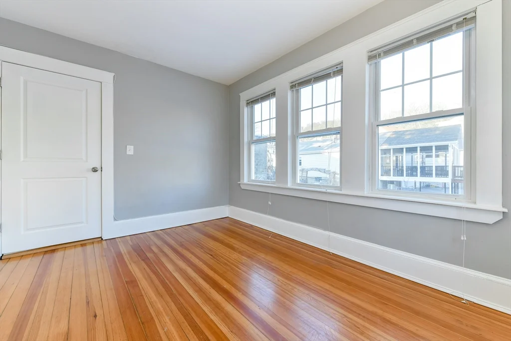 2 bed, 1 bath apartment for rent at 20 Pheasant St Unit 1, West Roxbury — photo 15 of 27