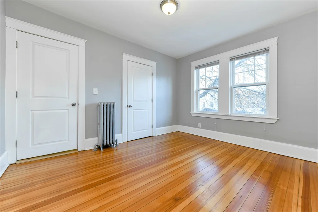 2 bed, 1 bath apartment for rent at 20 Pheasant St Unit 1, West Roxbury — photo 20 of 27