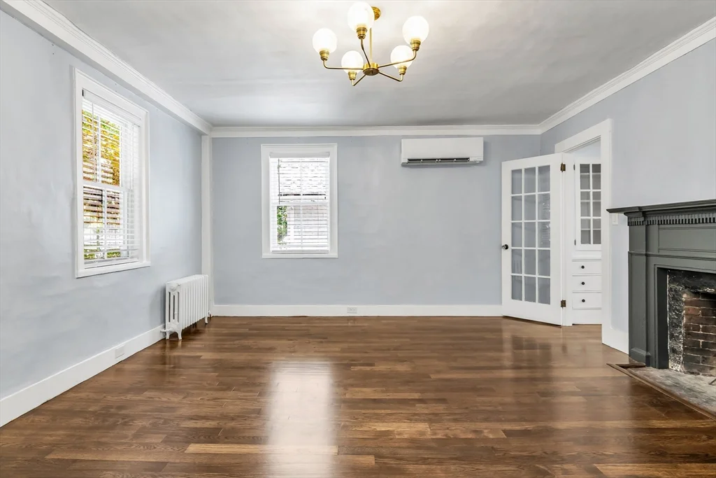 2 bed, 2 bath apartment for rent at 20 Pickman St Unit 2, Glenwood — photo 5 of 40