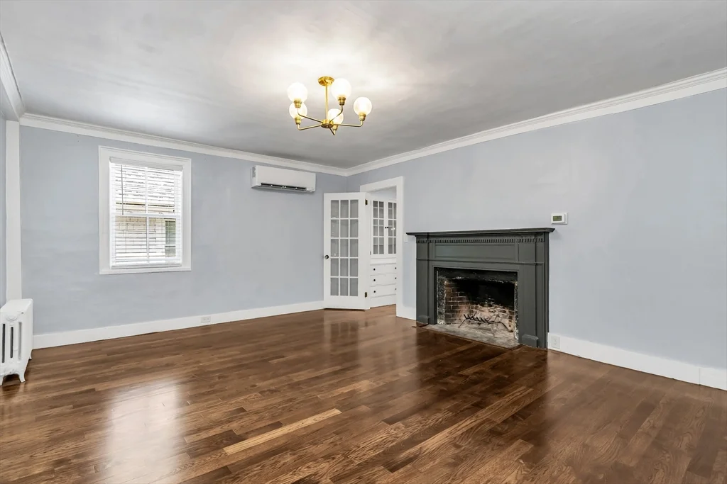 2 bed, 2 bath apartment for rent at 20 Pickman St Unit 2, Glenwood — photo 4 of 40